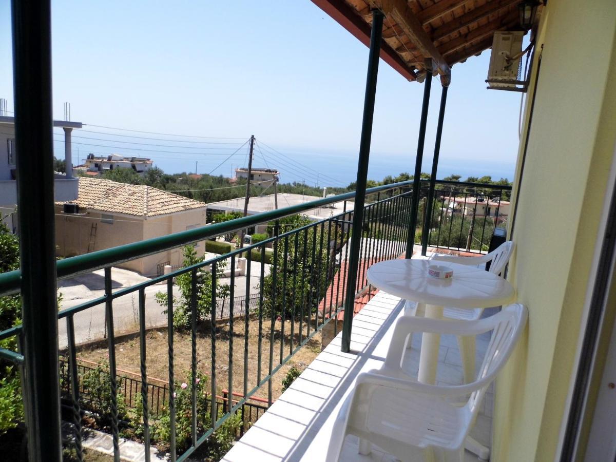 Villa Nefeli Loútsa المظهر الخارجي الصورة