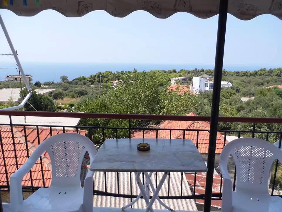 Villa Nefeli Loútsa المظهر الخارجي الصورة