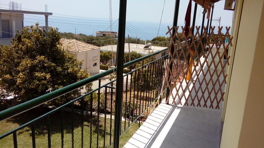 Villa Nefeli Loútsa المظهر الخارجي الصورة